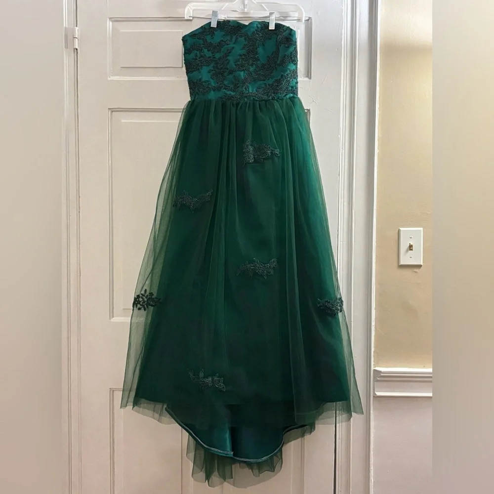 Girls Strapless Tulle Applique Green Ball Gown, size 14-16 - Picture 1 of 5